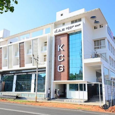 Kcg Residency Hotel Mysore Bagian luar foto