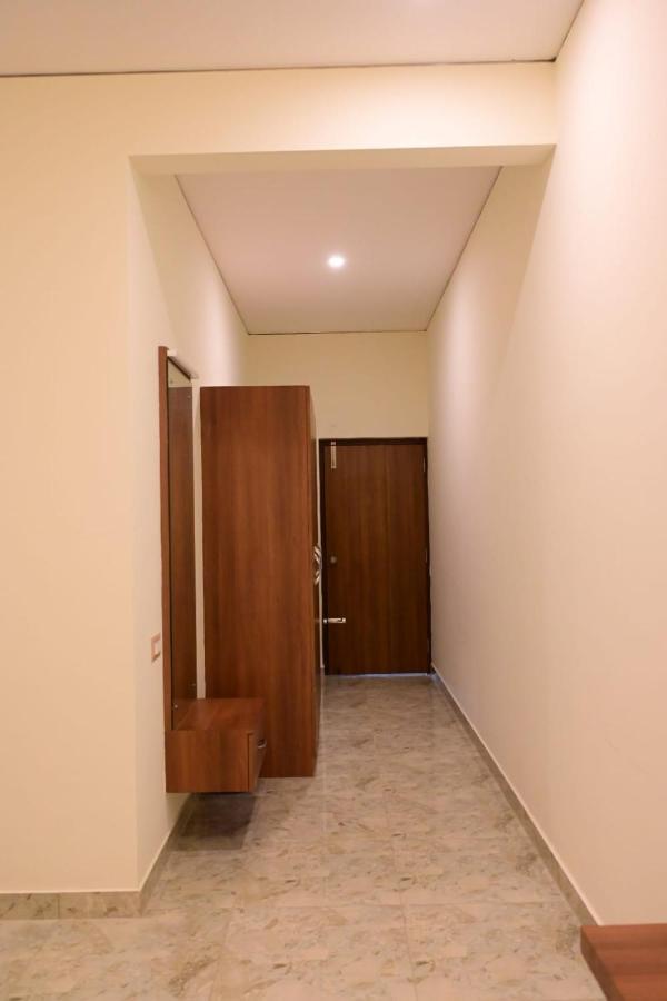 Kcg Residency Hotel Mysore Bagian luar foto