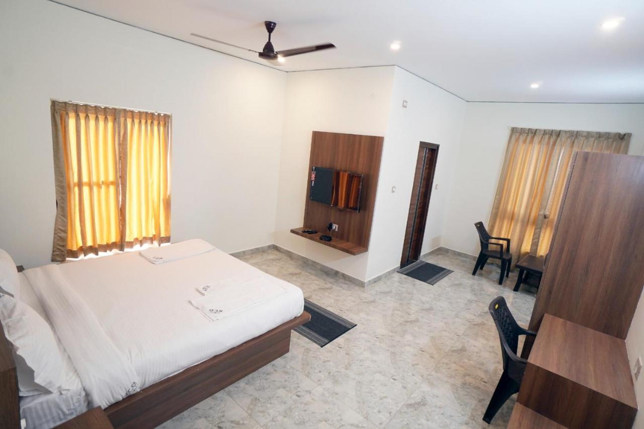 Kcg Residency Hotel Mysore Bagian luar foto